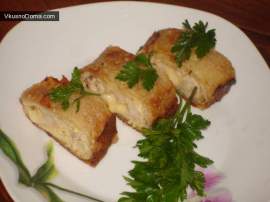 Блинные мясные рулетики с сыром