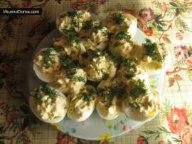 Яйца, фаршированные краковской