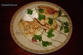 Луковые оладушки