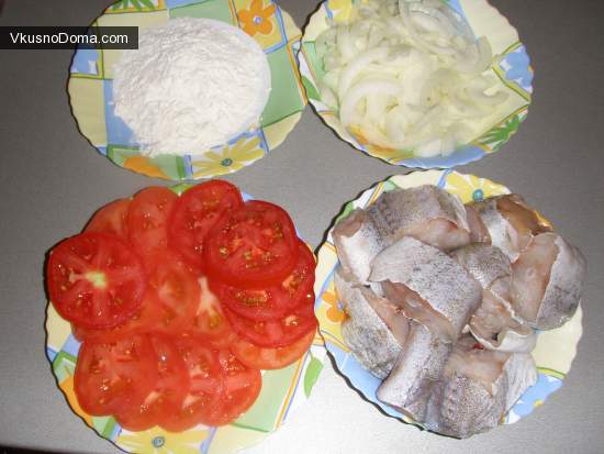 минтай под помидорами