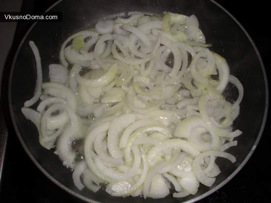 минтай под помидорами