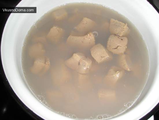 Печень в томатном соусе