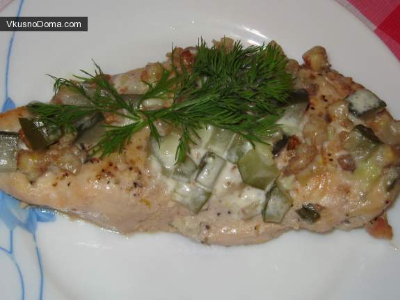 Куриное филе с орехами