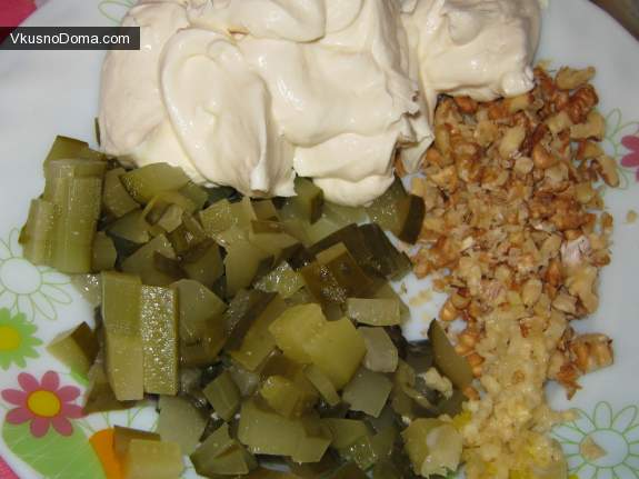 филе куриное, с орехами