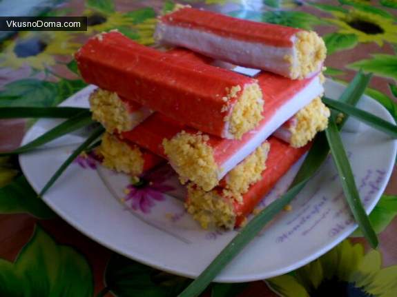 Крабовые палочки фаршированные огурцом