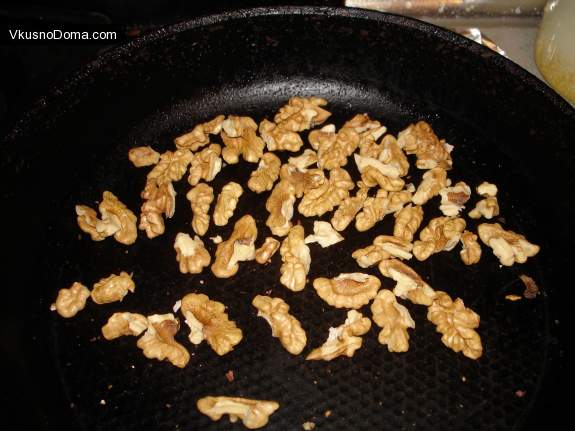 готовим салями с орешками