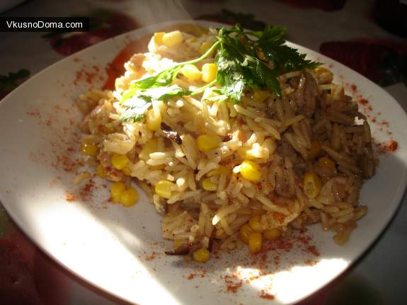 Паэлья с курицей и грибами