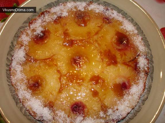 Английский пирог с ананасом и вишней